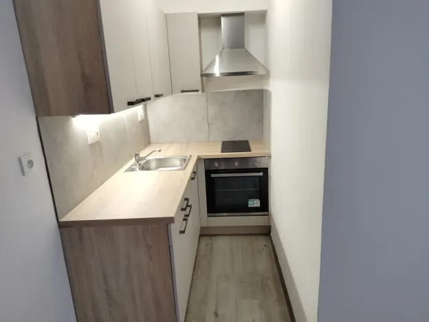 Prodej bytu 2+kk, Hradec Králové - Pražské Předměstí, Veverkova, 34 m2