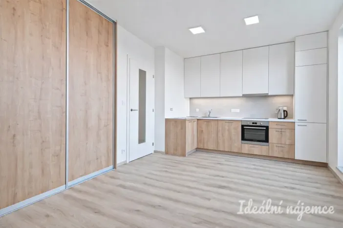 Pronájem bytu 2+kk, Brno, Jižní, 36 m2