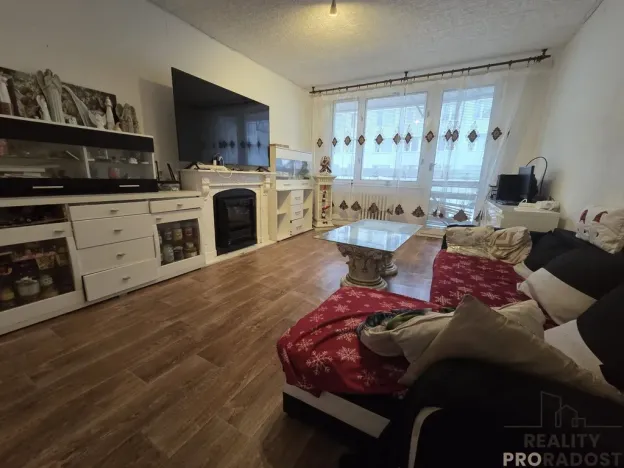 Prodej bytu 3+1, Čáslav, R. Těsnohlídka, 75 m2