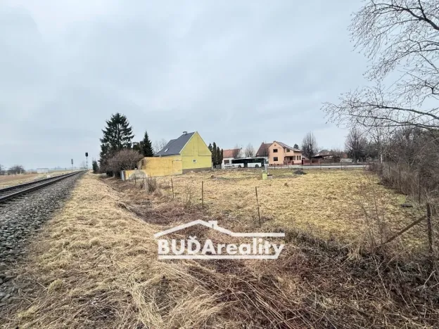 Prodej komerčního pozemku, Holešov, Palackého, 1037 m2