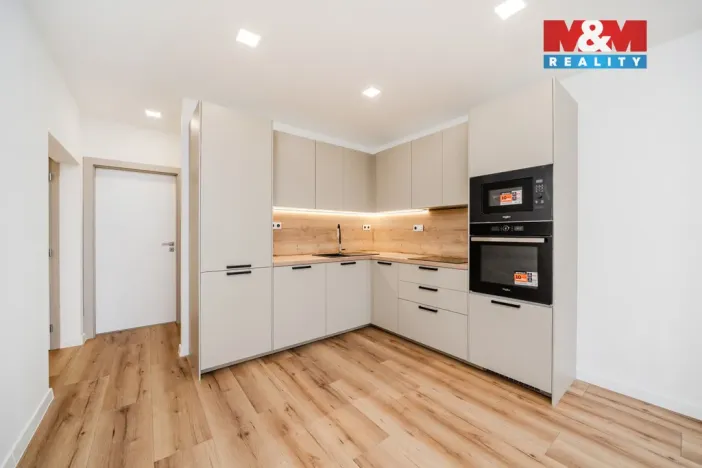 Prodej bytu 4+kk, Ostrava - Zábřeh, Výškovická, 78 m2