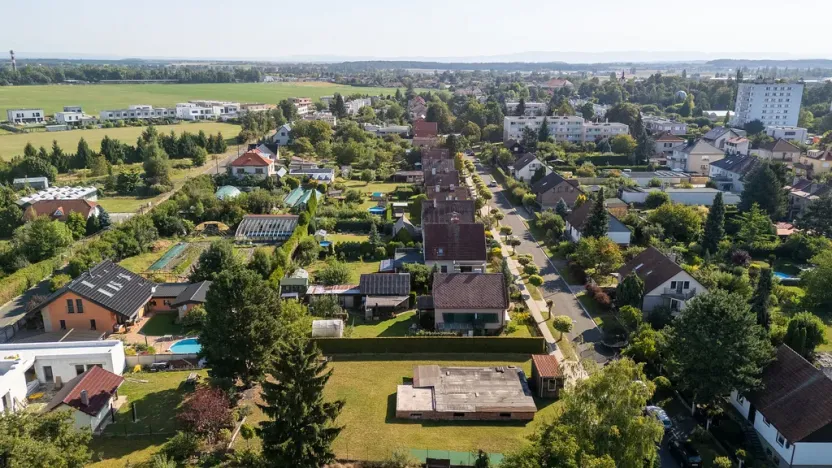 Prodej pozemku, Hradec Králové - Věkoše, Smiřická, 972 m2