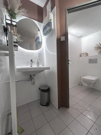 Pronájem obchodního prostoru, Praha - Střešovice, Nad Panenskou, 118 m2