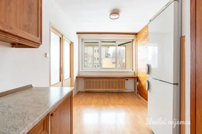 Pronájem bytu 2+1, Praha - Kobylisy, Čumpelíkova, 57 m2