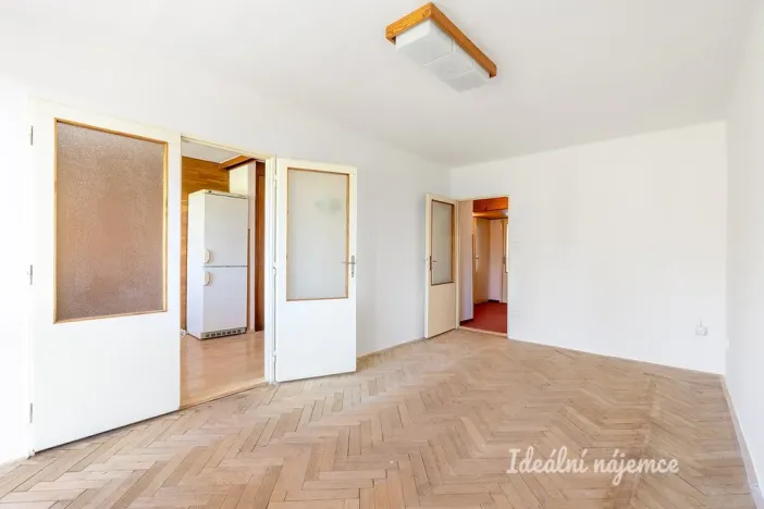 Pronájem bytu 2+1, Praha - Kobylisy, Čumpelíkova, 57 m2