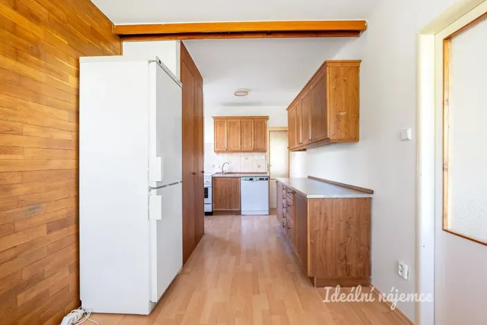 Pronájem bytu 2+1, Praha - Kobylisy, Čumpelíkova, 57 m2