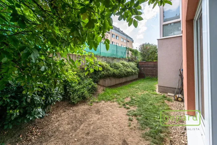 Pronájem bytu 1+1, Praha, Herlíkovická, 43 m2