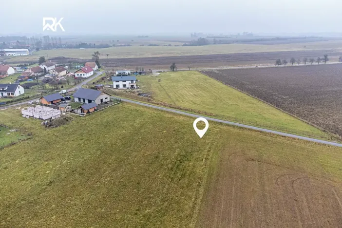 Prodej pozemku pro bydlení, Uhersko, 944 m2