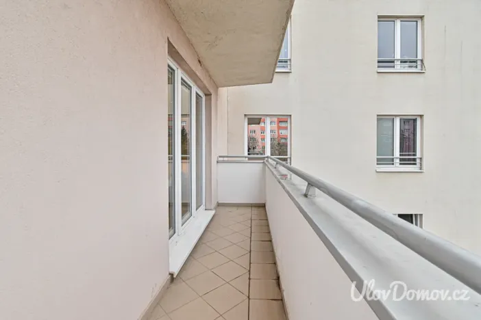 Prodej bytu 1+kk, Praha - Záběhlice, Mikanova, 33 m2