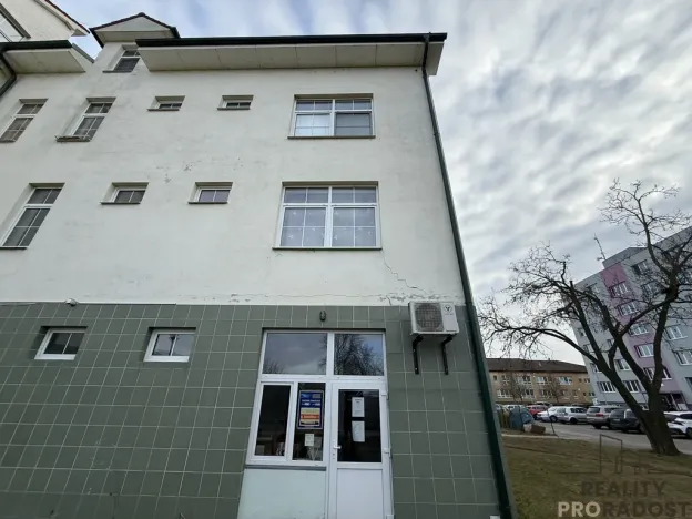 Prodej bytu 1+kk, Břeclav, Na Valtické, 30 m2