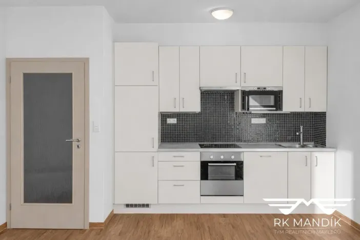 Pronájem bytu 2+kk, Praha - Jinonice, Břežánecká, 61 m2