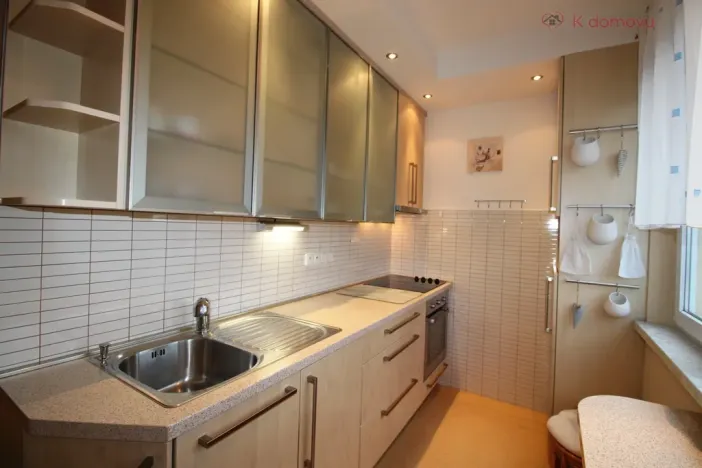 Pronájem bytu 3+1, Zlín - Malenovice, Mlýnská, 68 m2