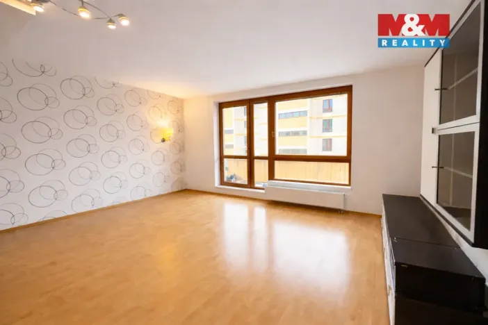 Pronájem bytu 3+kk, Praha, Pod Haltýřem, 77 m2