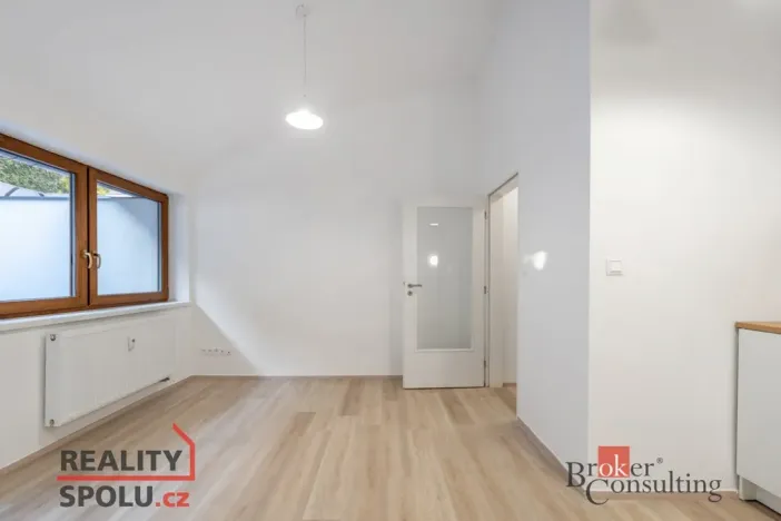 Pronájem bytu 1+kk, Brno - Horní Heršpice, Sokolova, 26 m2