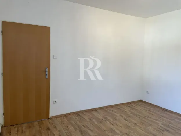 Pronájem bytu 2+1, Liberec, Hodkovická, 60 m2