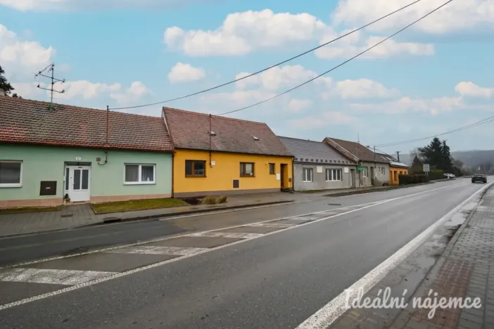 Pronájem bytu 3+kk, Vojkovice, Hlavní, 82 m2