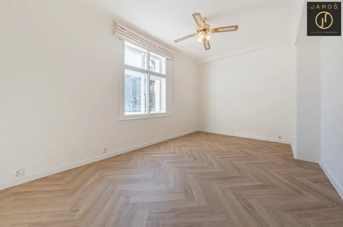 Prodej bytu 4+kk, Praha - Dejvice, V Šáreckém údolí, 121 m2