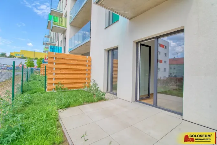 Pronájem bytu 2+kk, Znojmo, Vrbkova, 46 m2