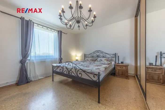 Prodej bytu 4+kk, Praha - Čakovice, Ke stadionu, 82 m2