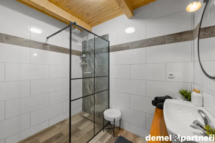 Prodej apartmánu, Mikulovice, Na Bukovci, 205 m2