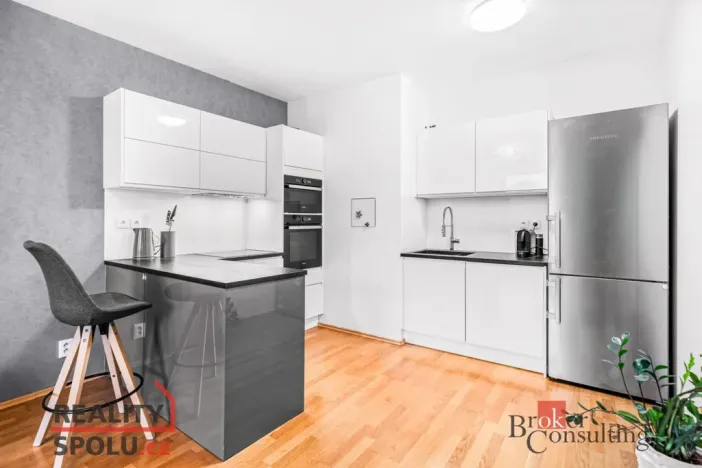 Prodej bytu 3+kk, Praha - Holešovice, Varhulíkové, 78 m2