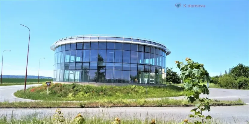 Prodej obchodního prostoru, Staré Město, 1625 m2