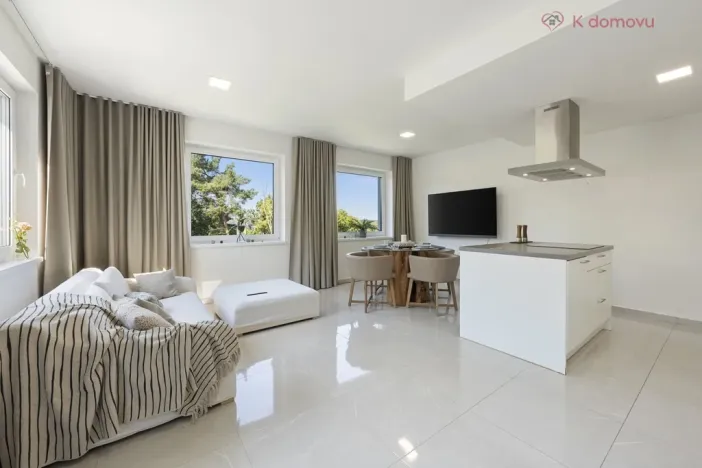 Prodej bytu 3+kk, Praha - Zbraslav, Na Baních, 78 m2