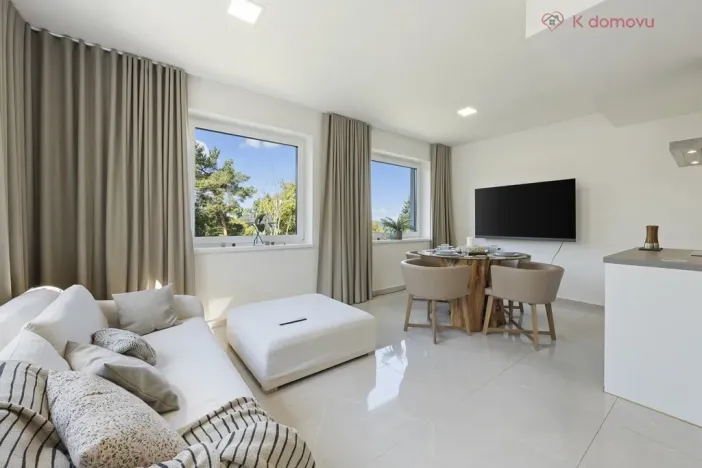 Prodej bytu 3+kk, Praha - Zbraslav, Na Baních, 78 m2