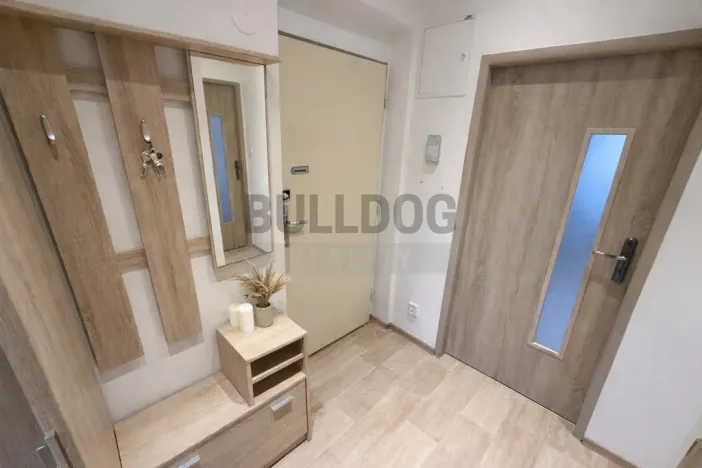 Pronájem bytu 3+kk, Praha - Záběhlice, Bělčická, 54 m2