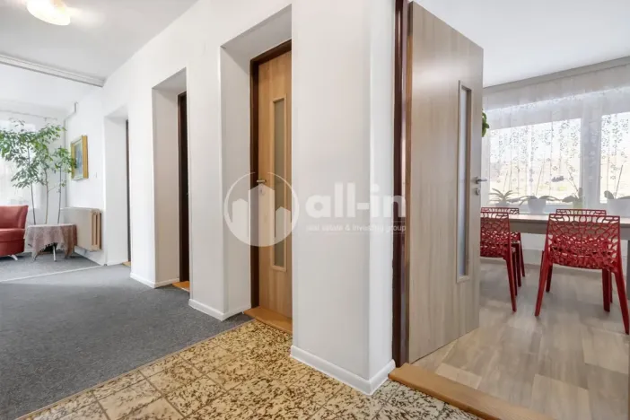 Prodej rodinného domu, Kozlany, 191 m2