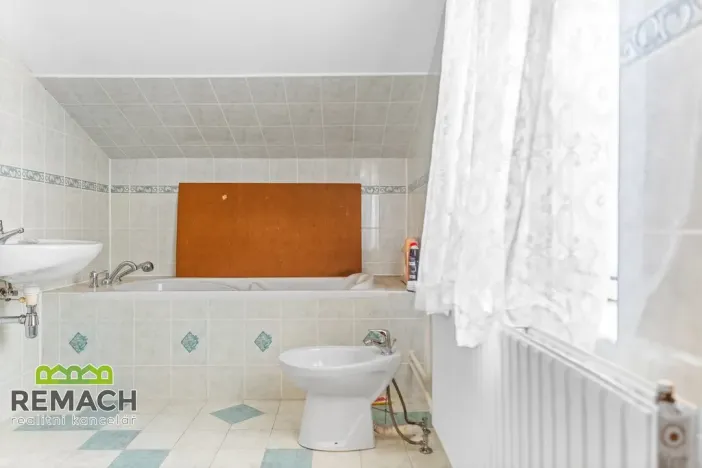 Prodej rodinného domu, Bezděkov nad Metují, 260 m2