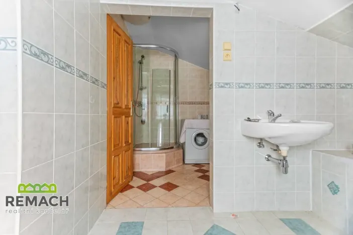 Prodej rodinného domu, Bezděkov nad Metují, 260 m2