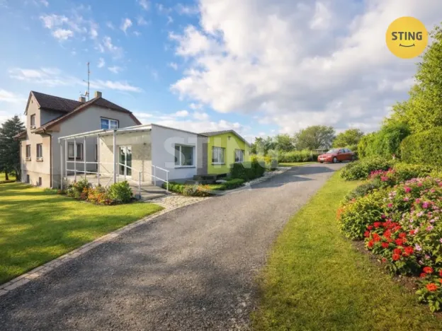 Prodej rodinného domu, Zlátenka, 241 m2