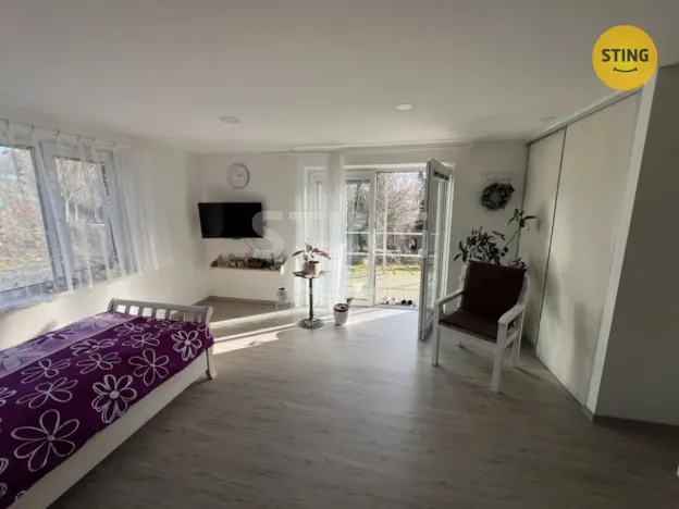 Prodej rodinného domu, Zlátenka, 241 m2