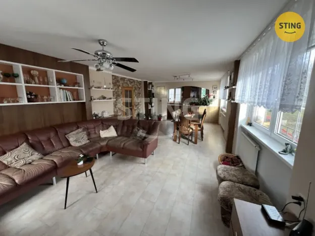 Prodej rodinného domu, Zlátenka, 241 m2