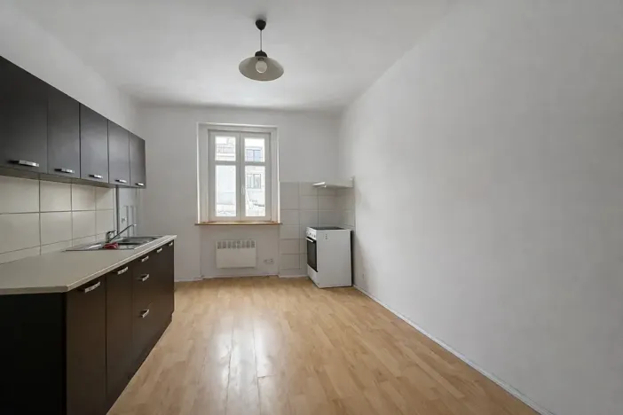 Pronájem bytu 1+1, Karlovy Vary, Kollárova, 39 m2