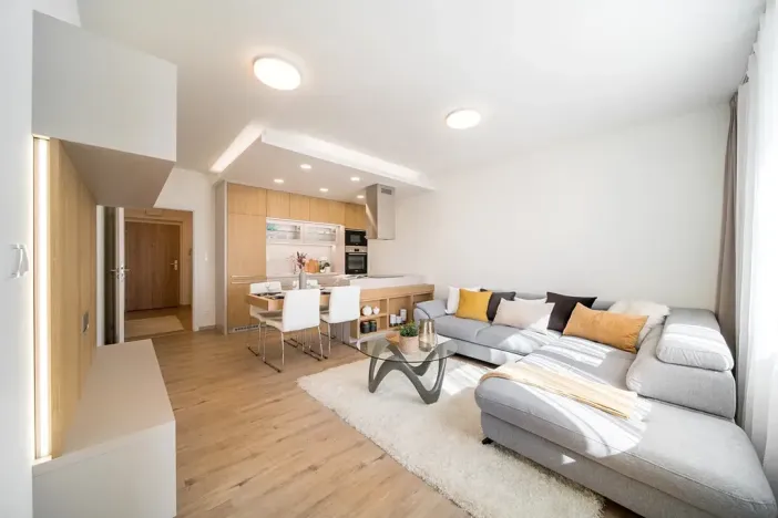 Prodej bytu 1+kk, Holubice, 29 m2