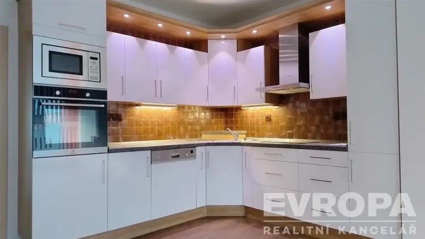 Pronájem bytu 4+kk, Havlíčkův Brod, Stromovka, 88 m2