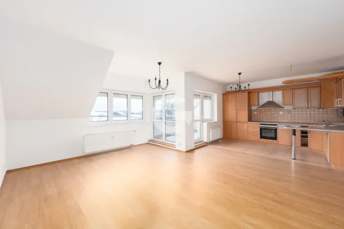 Prodej bytu 4+kk, Zlín - Mladcová, U Hřiště, 125 m2