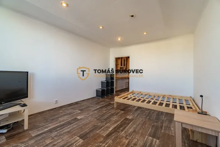 Prodej bytu 1+kk, Kroměříž, Oskol, 28 m2