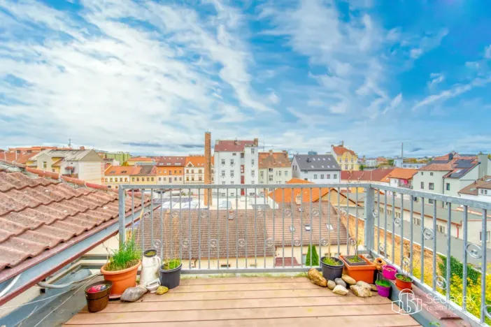 Prodej bytu 3+1, Plzeň - Jižní Předměstí, Antonína Uxy, 105 m2