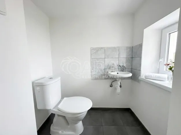 Prodej rodinného domu, Ostrava - Zábřeh, Karpatská, 200 m2