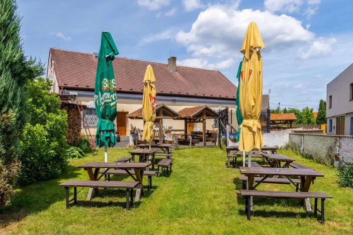 Prodej restaurace, Stará Huť, Dělnická, 300 m2