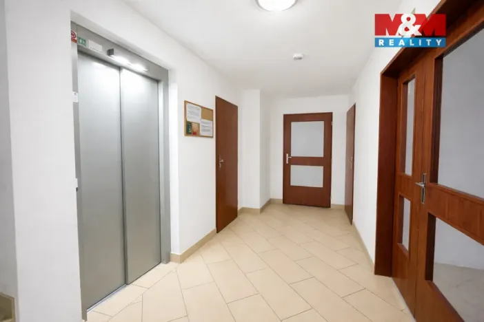 Prodej bytu 1+kk, Praha - Pitkovice, Penízovková, 37 m2