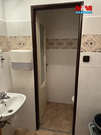 Pronájem obchodního prostoru, Jaroměř - Jakubské Předměstí, Palackého, 26 m2