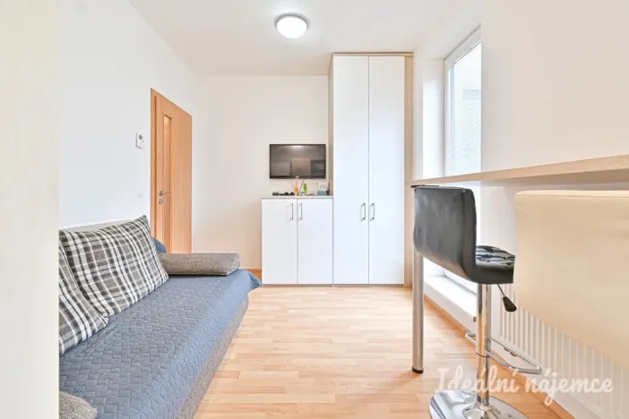 Pronájem bytu 1+kk, Brno - Bystrc, Markůvky, 30 m2