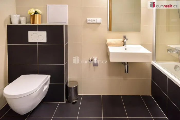 Prodej bytu 2+kk, Všemina, 46 m2