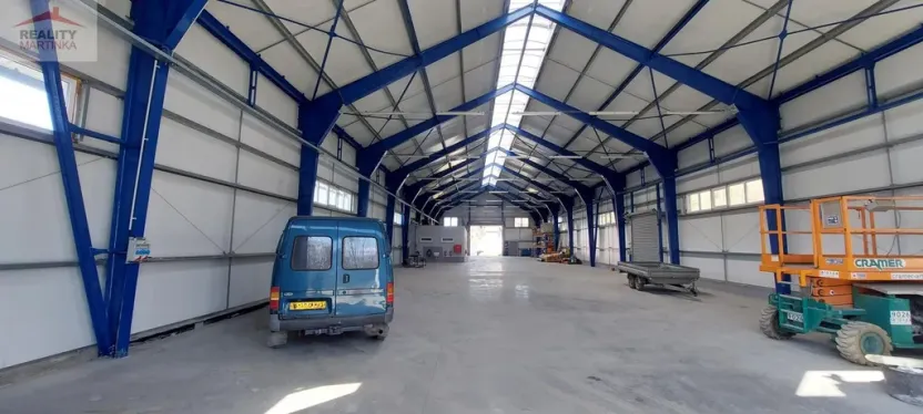 Pronájem výrobních prostor, Valašské Meziříčí - Bynina, 820 m2