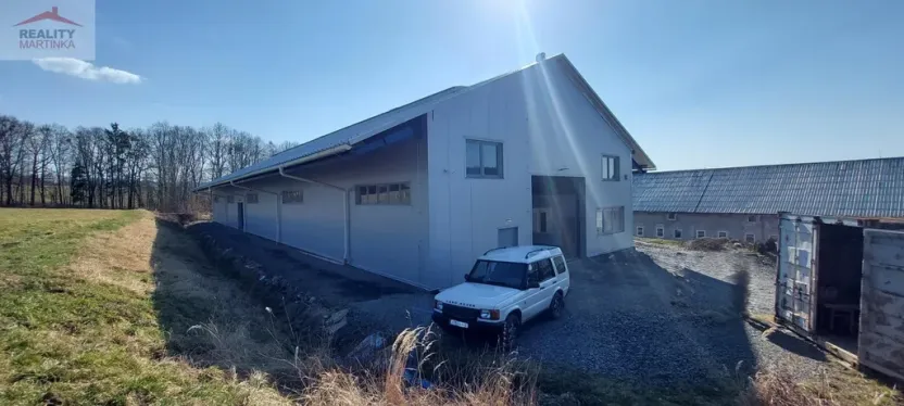 Pronájem výrobních prostor, Valašské Meziříčí - Bynina, 820 m2