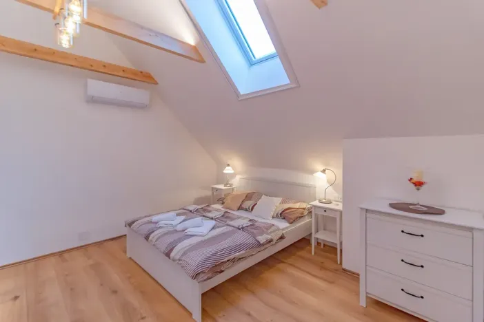 Prodej bytu 2+kk, Petrovice u Sušice - Jiřičná, 68 m2